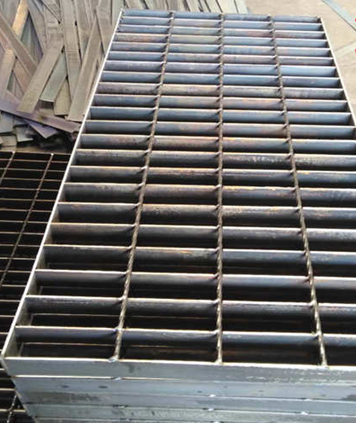 熱鍍鋅格柵溝蓋板怎樣選擇規(guī)范類型? 熱鍍鋅格柵溝蓋板怎樣選擇規(guī)范類型?